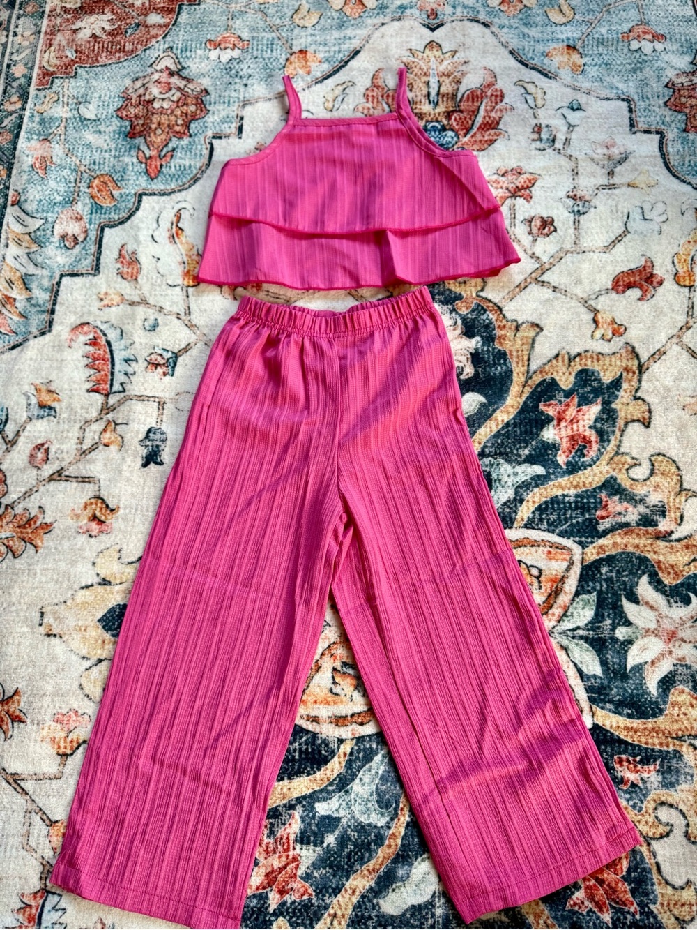 Two-Piece Pink Wide-Leg Pant Set - Crop Tank & Elastic Waist Pants